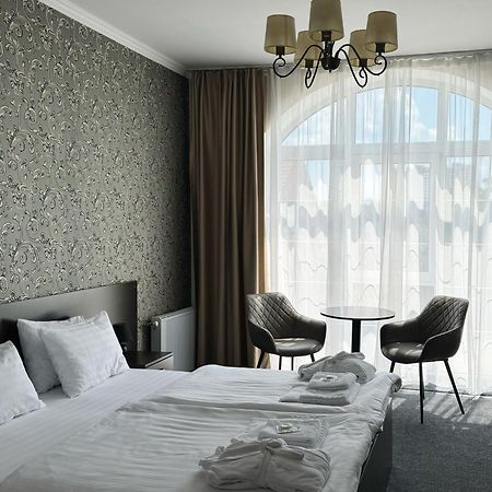 Shelter Hotel Kiev Buitenkant foto