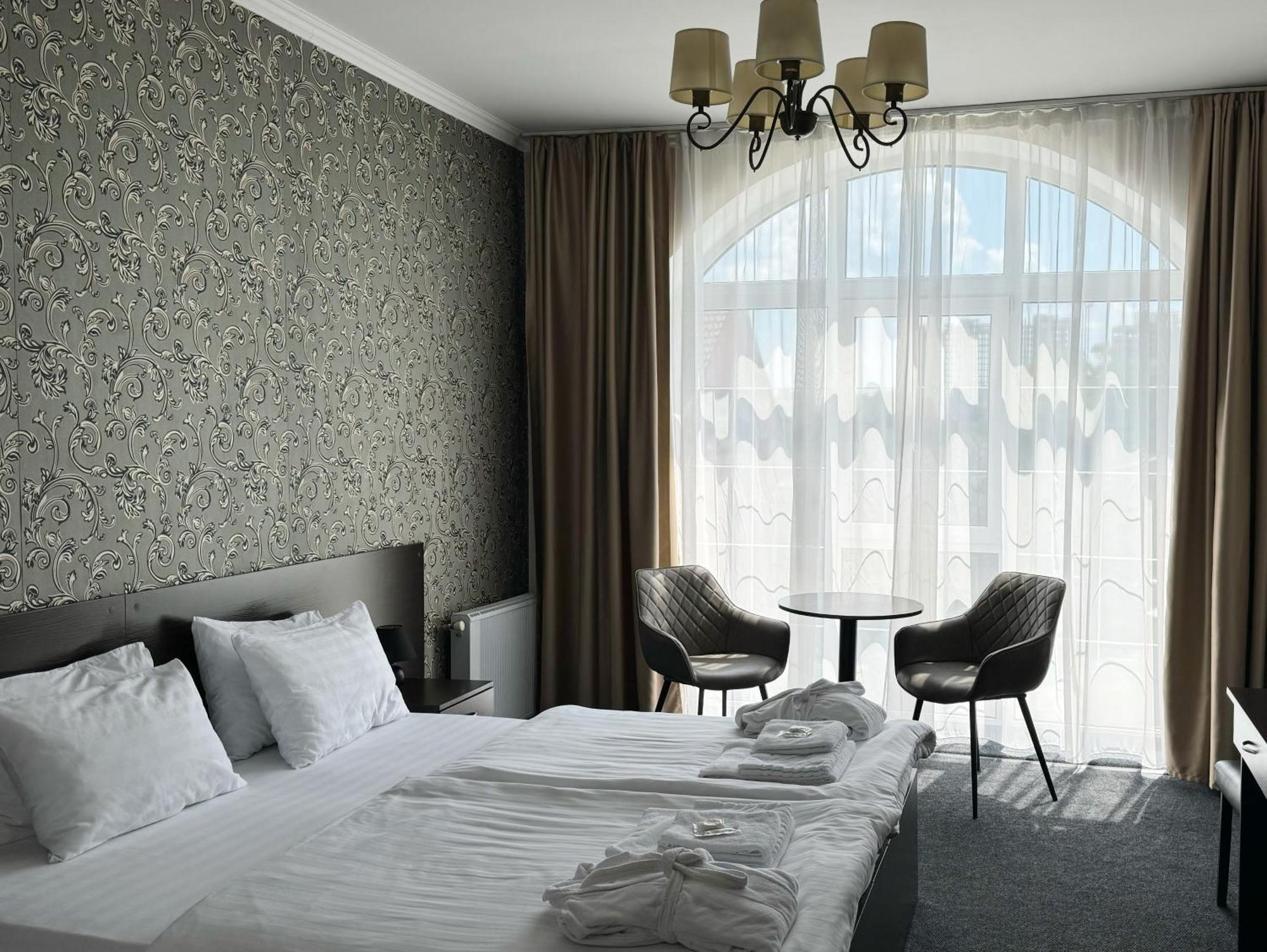 Shelter Hotel Kiev Buitenkant foto